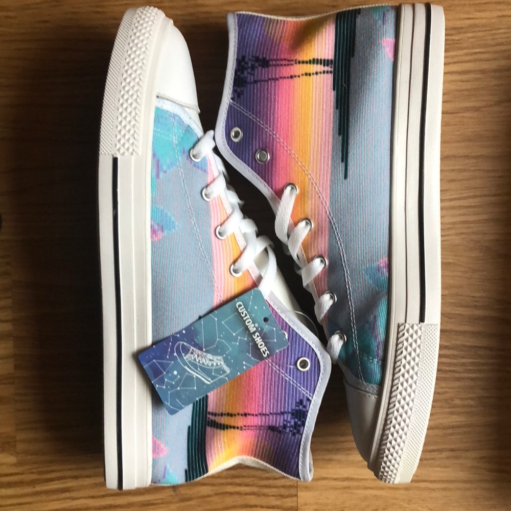 Vapor95 CUSTOM Men’s “Scanset” High Tops (NWT)